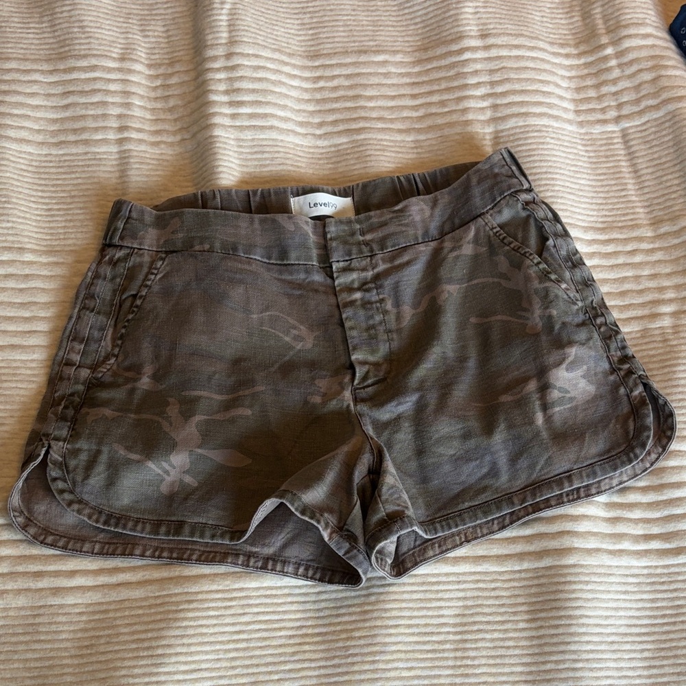 Level 99 camo shorts